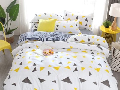 Parure de lit triangles geometriques