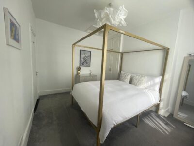 Chambre double salle de bain commune