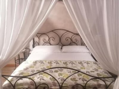 Chambre lit king-size supérieure