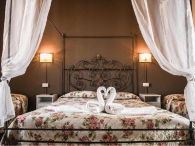 Chambre quadruple avec salle de bains commune