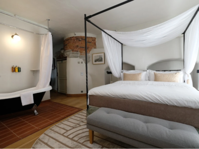 Chambre lit king-size deluxe