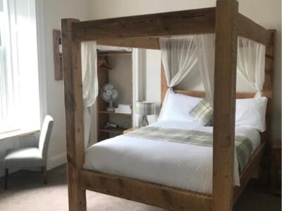 Chambre lit king-size deluxe