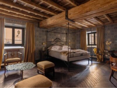 Deluxe Two-Bedroom Apartment