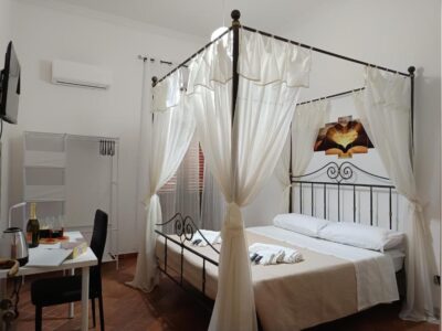 Double Room with Shared Bathroom