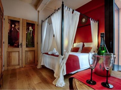 Chambre double avec lit queen size et terrasse