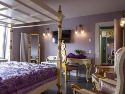 Chambre lit king-size supérieure