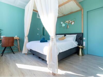 Deluxe King Suite