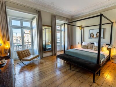 Chambre deluxe avec vue place