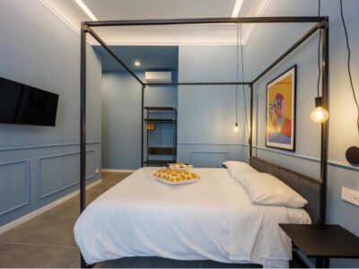 Chambre quadruple avec salle de bain privative