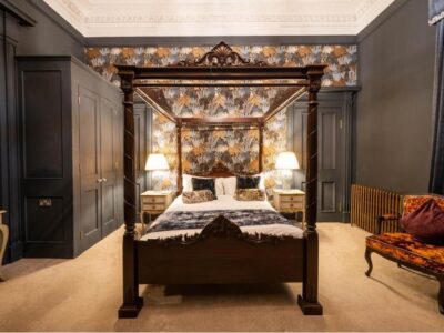 Suite à baldaquin