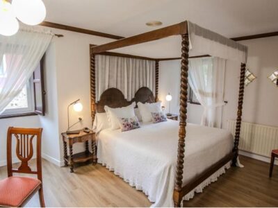 Chambre lit Queen -size