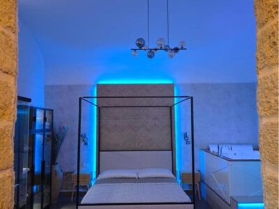 Deluxe Suite with Spa Bath