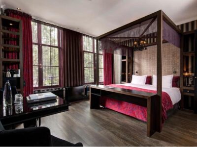Chambre superieure deluxe vue canal et baignoire spa