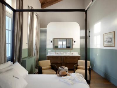 Premium Quarter with Jacuzzi