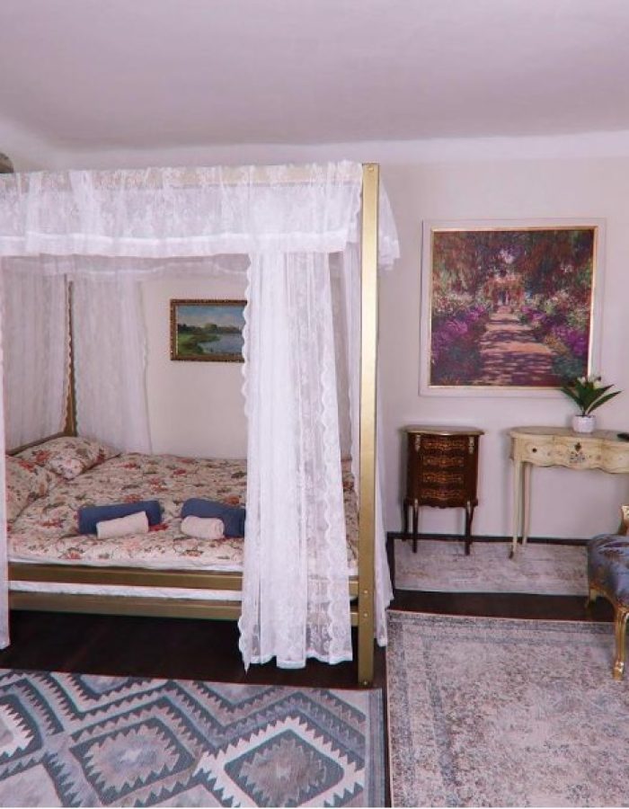 Chambre double avec salle de bain privative