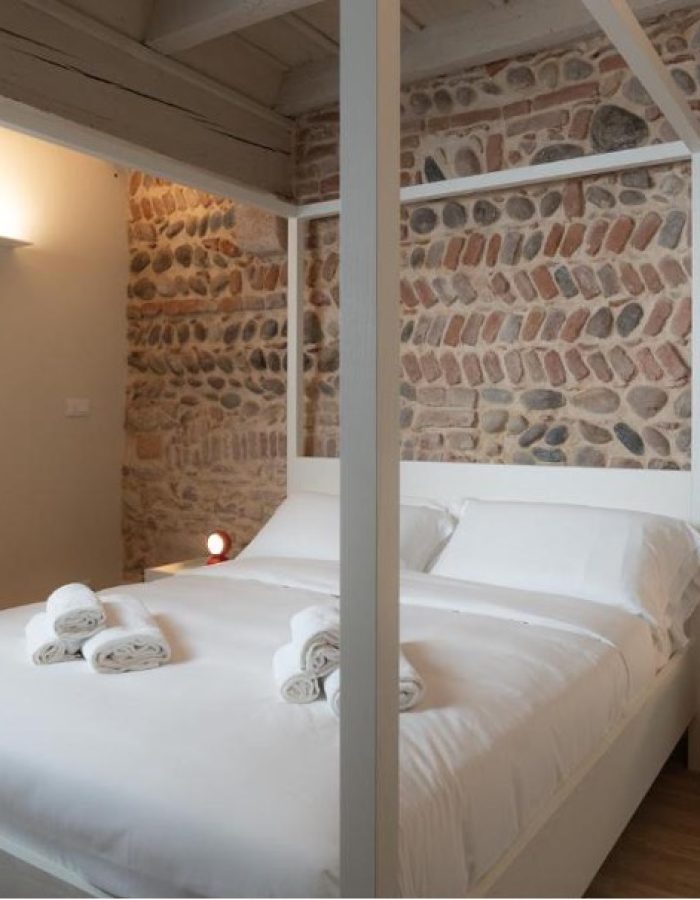 Appartement 1 Chambre – Rez-de-Chaussée – Bâtiment Séparé